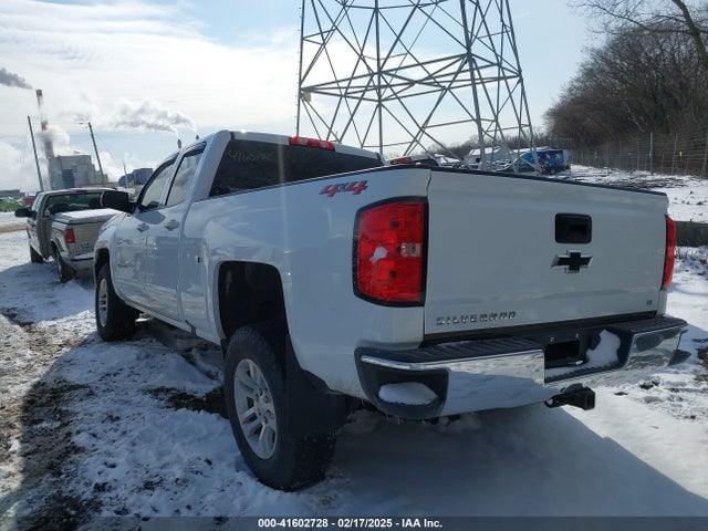 1GCVKREC7JZ173079 Chevrolet Silverado 1500 1lt