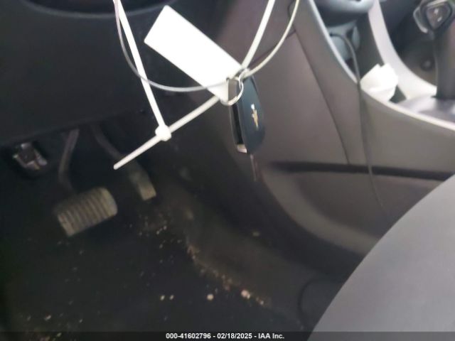 KL7CJKSB8MB360595 Chevrolet Trax Fwd Ls