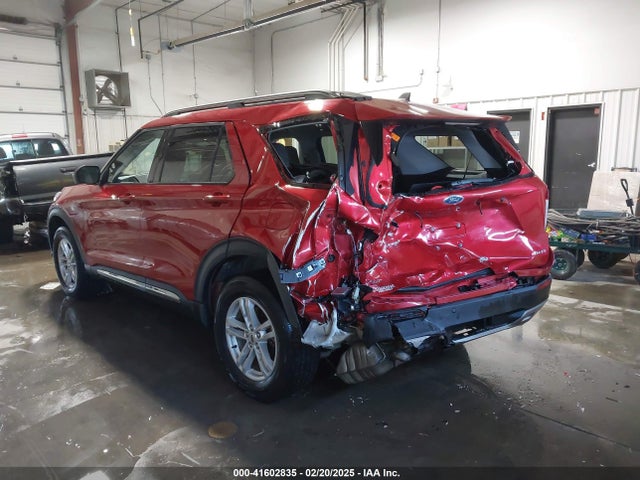 Ford EXPLORER XLT 2021 1FMSK8DH1MGC42161 Image 3