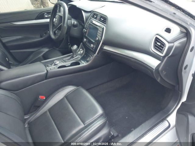 1N4AA6AP9JC397844 Nissan Maxima 3.5 Sv