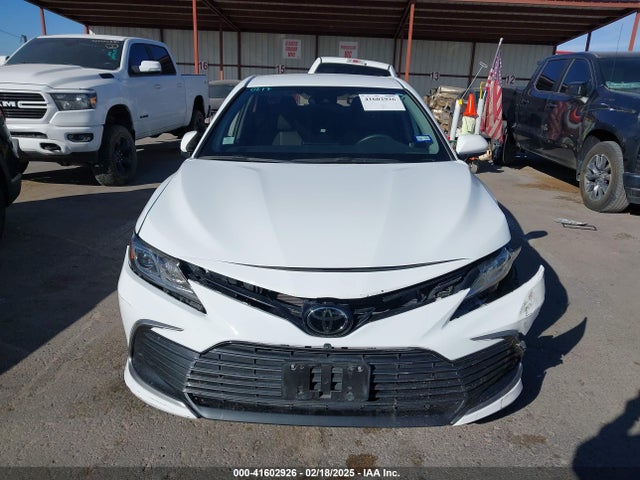 4T1C11AK4PU723493 Toyota CAMRY LE
