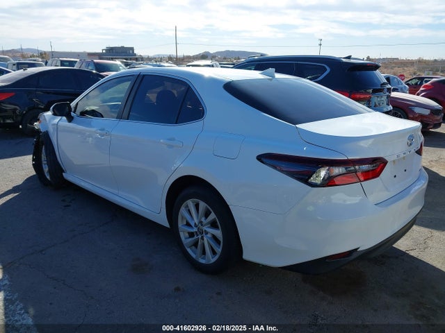 4T1C11AK4PU723493 Toyota CAMRY LE
