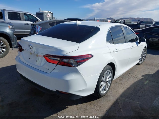 4T1C11AK4PU723493 Toyota CAMRY LE
