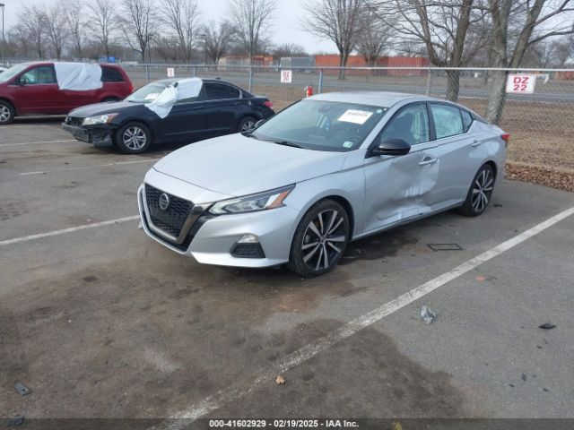 1N4BL4CV9NN327401 Nissan Altima Sr Fwd