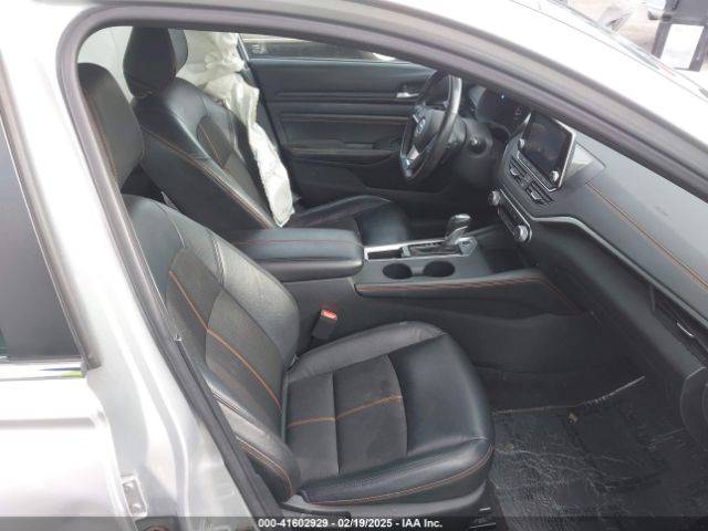 1N4BL4CV9NN327401 Nissan Altima Sr Fwd