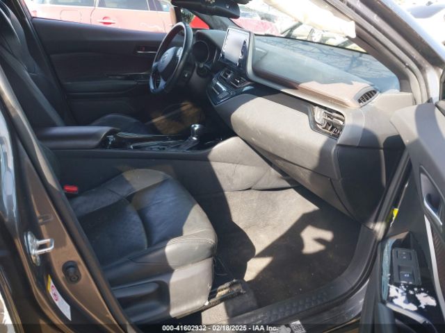 JTNKHMBX3K1018567 Toyota C-hr Limited
