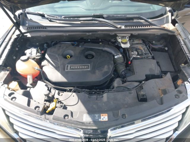 5LMCJ1C99HUL03978 Lincoln Mkc Premiere