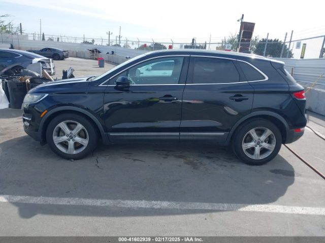 5LMCJ1C99HUL03978 Lincoln Mkc Premiere