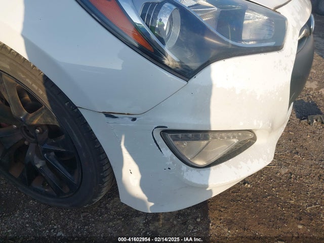 KMHHU6KJ0EU113510 Hyundai Genesis 3.8 Grand Touring