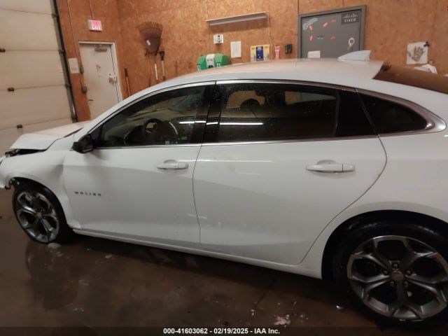 1G1ZD5ST4LF111810 Chevrolet Malibu Fwd Lt