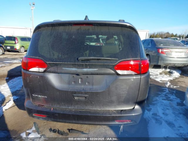 2C4RC1DG7MR524009 Chrysler Voyager Lxi
