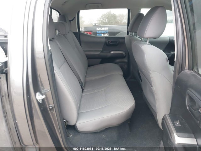 5TFAZ5CNXMX106094 Toyota Tacoma Sr5 V6