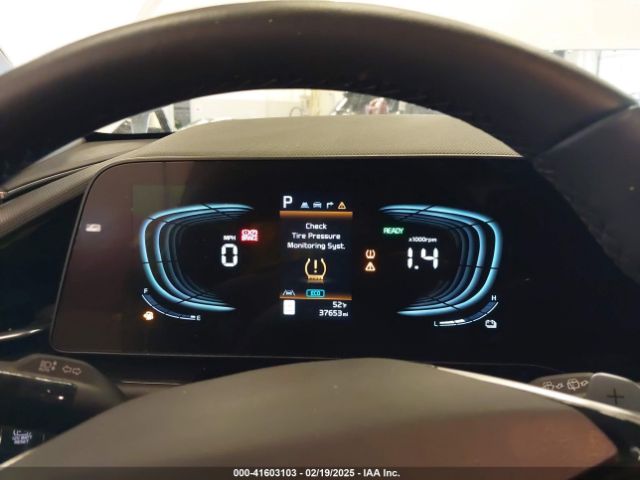 KNDCR3LE8R5127624 KIA NIRO EX