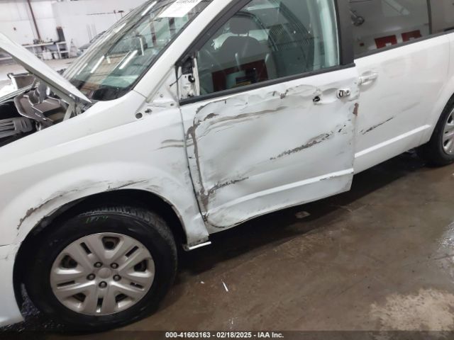 2C4RDGBG5JR190786 Dodge Grand Caravan Se