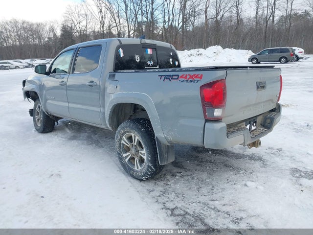 5TFCZ5ANXKX198882 Toyota Tacoma Trd Sport
