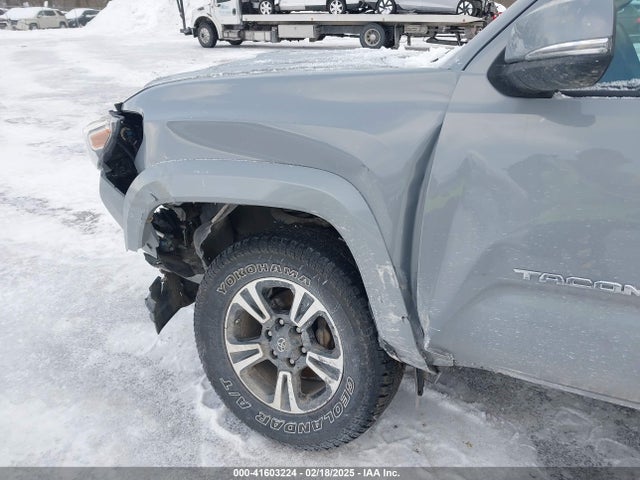 5TFCZ5ANXKX198882 Toyota Tacoma Trd Sport