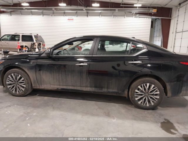 1N4BL4DW7SN323575 Nissan Altima Sv Awd