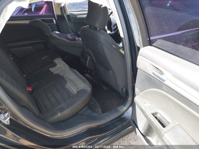 3FA6P0LUXJR248204 Ford Fusion Hybrid Se