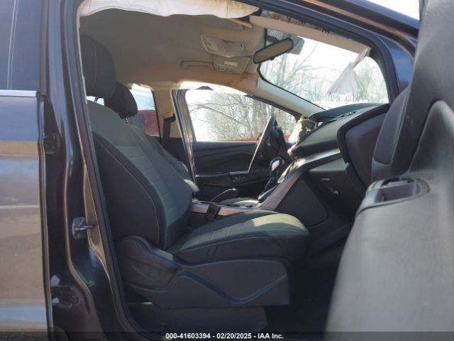 1FMCU0GX9GUC24175 Ford ESCAPE SE