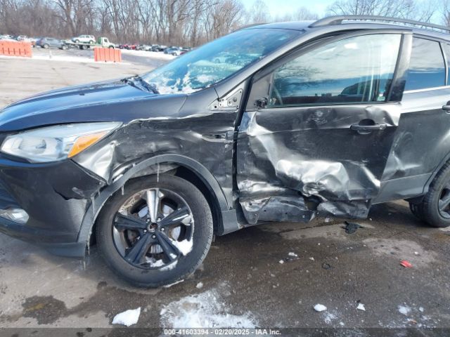 1FMCU0GX9GUC24175 Ford ESCAPE SE