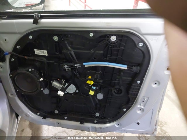 KIA SEDONA LX 2017 KNDMB5C14H6254235 Image 18