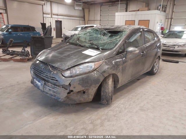 Ford FIESTA SE 2015 3FADP4BJ7FM218586 Image 2