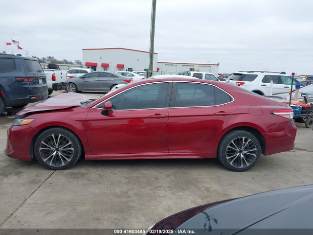 4T1B11HK6JU569460 Toyota CAMRY SE