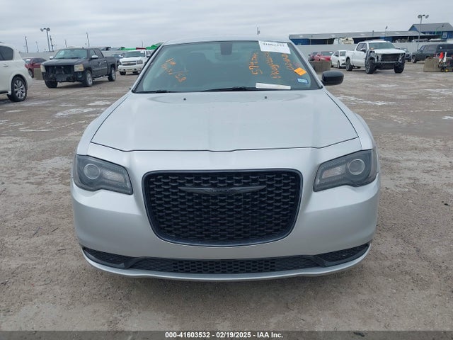 2C3CCAAG3PH706573 Chrysler 300 Touring