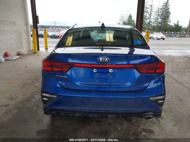 3KPF24AD4ME385962 KIA Forte Lxs
