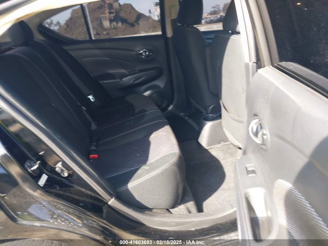3N1CN7AP3JL828392 Nissan Versa 1.6 Sv