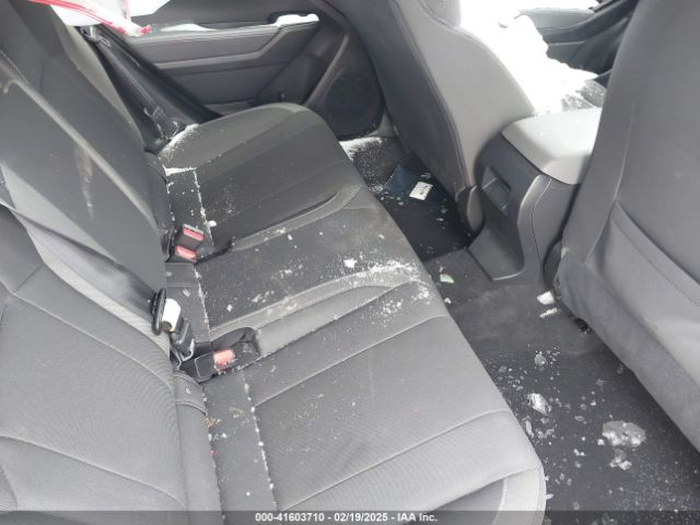 JF1GUABC4R8373479 Subaru Impreza Base 5-door