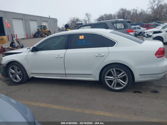 1VWBT7A30FC062052 Volkswagen Passat 1.8t Se