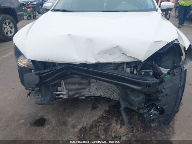 1VWBT7A30FC062052 Volkswagen Passat 1.8t Se