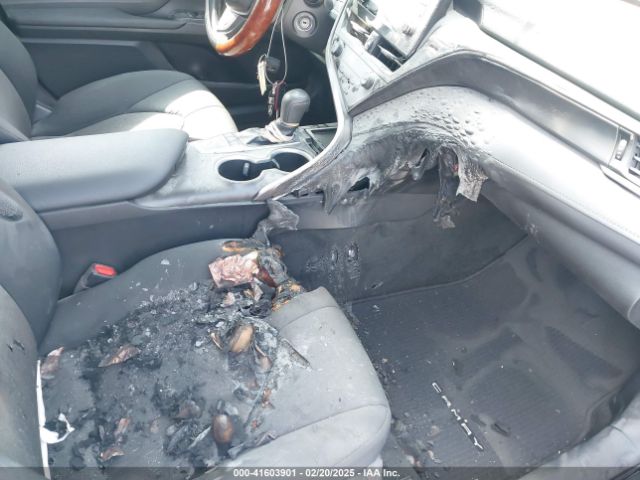 4T1C11AK8NU675204 Toyota CAMRY LE