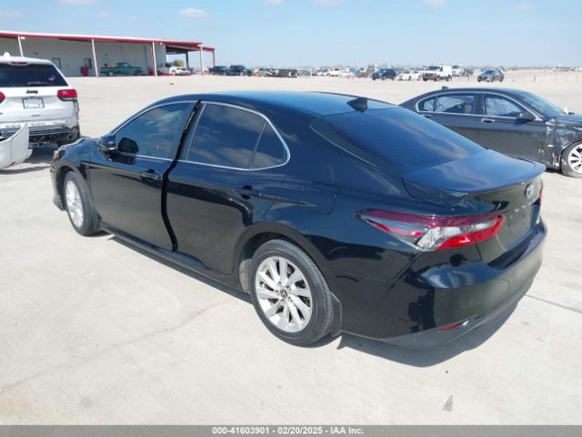 4T1C11AK8NU675204 Toyota CAMRY LE