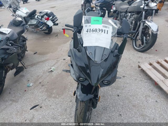 2024 SUZUKI GSX1000 JS1EK12BXR7100500 Photo 4