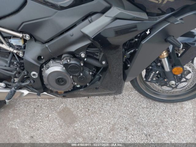 2024 SUZUKI GSX1000 JS1EK12BXR7100500 Photo 7