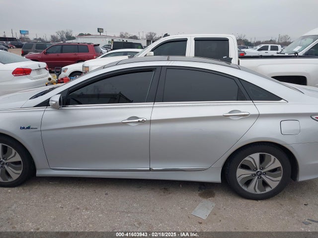 KMHEC4A4XEA115904 Hyundai Sonata Hybrid Limited