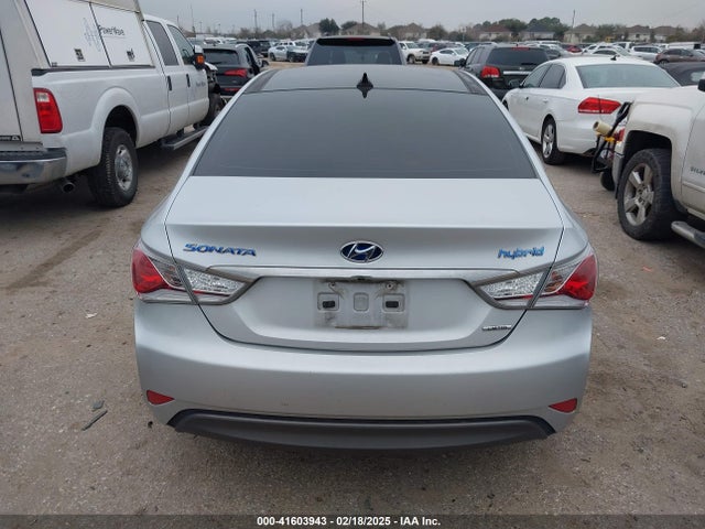 KMHEC4A4XEA115904 Hyundai Sonata Hybrid Limited