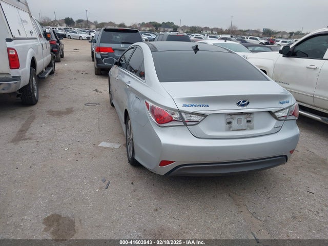 KMHEC4A4XEA115904 Hyundai Sonata Hybrid Limited