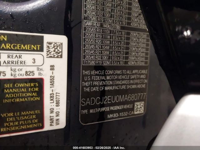 2021 JAGUAR F-PACE SADCJ2EU0MA680777 Photo 8