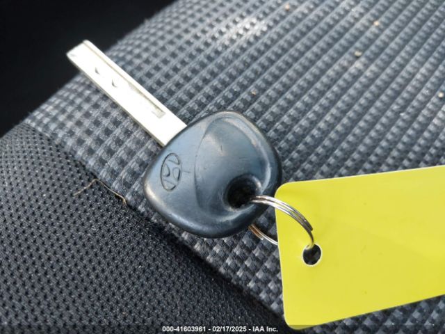 KMHD35LHXGU340472 Hyundai ELANTRA GT