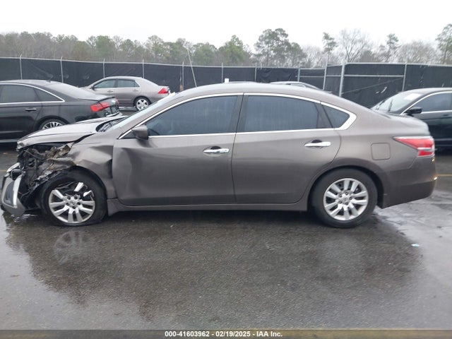 Nissan Altima 2.5 S 2015 1N4AL3AP8FC440800 Image 14