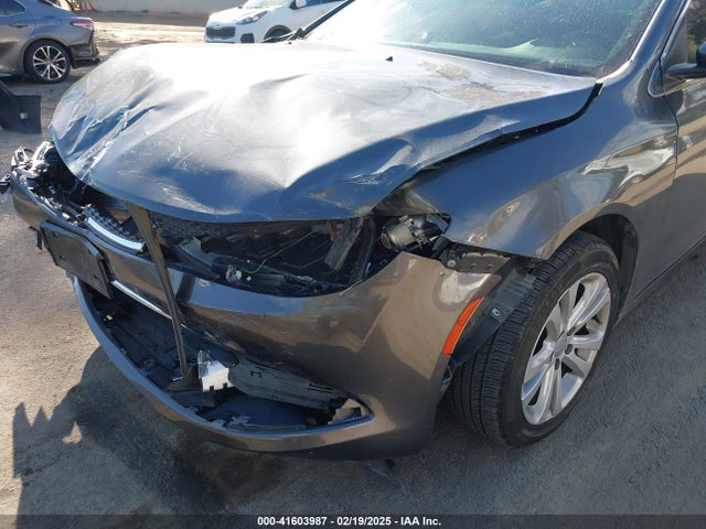 Chrysler 200 Limited 2015 1C3CCCAB8FN630631 Image 12