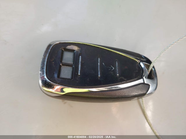2GNAXUEV7K6295885 Chevrolet EQUINOX LT