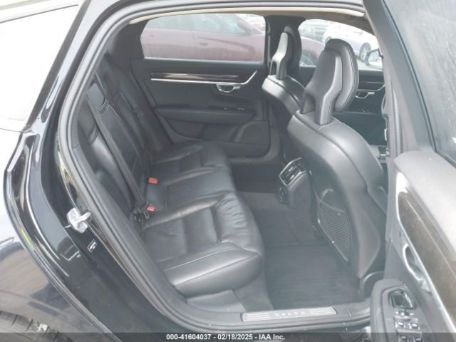 LVY982MK5JP027302 Volvo S90 T5 Momentum