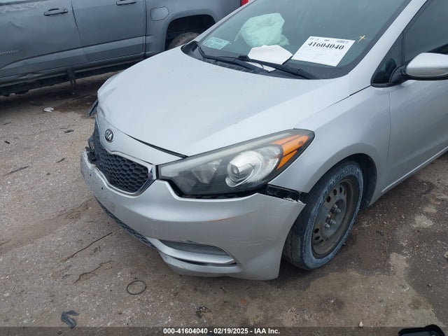 KIA FORTE LX 2016 KNAFK4A60G5446108 Image 6