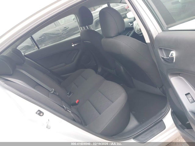 KIA FORTE LX 2016 KNAFK4A60G5446108 Image 8