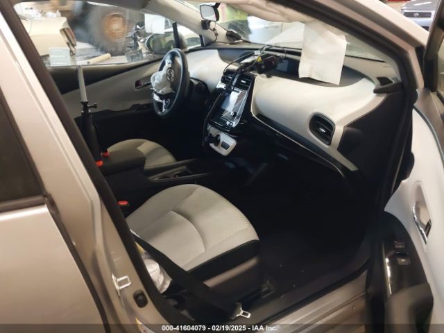 JTDKARFU8J3548154 Toyota Prius Two Eco