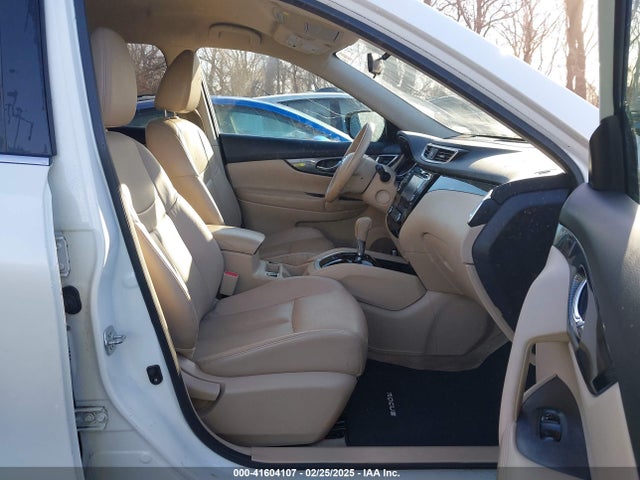 5N1AT2MTXFC859403 Nissan Rogue Sl